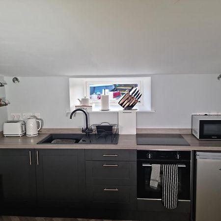 Flamingos Nest Oxford Countryside Apartment Oxford - Bicester Village - Blenheim Palace - Wifi- Free Parking Dış mekan fotoğraf